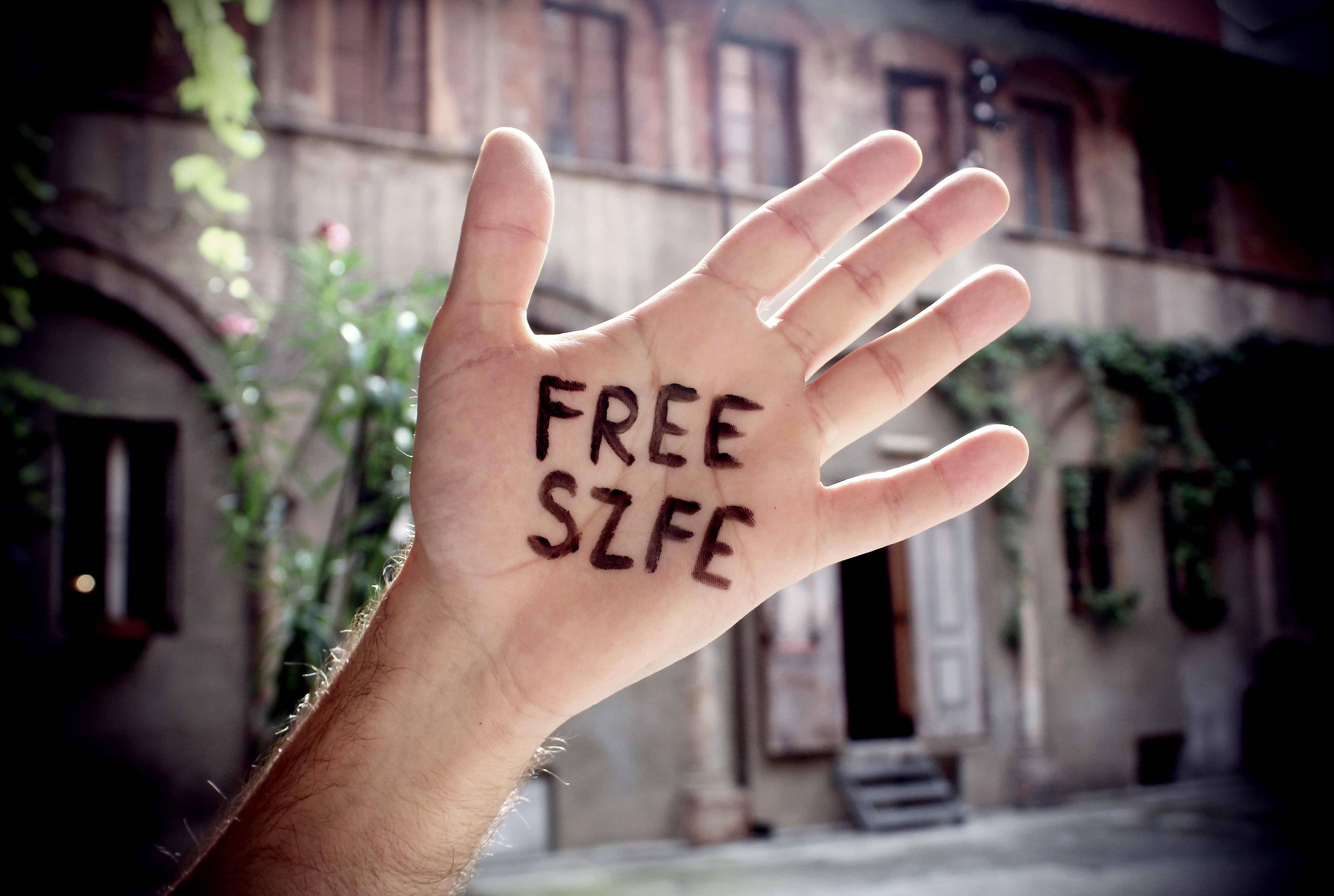 #freeSzFE