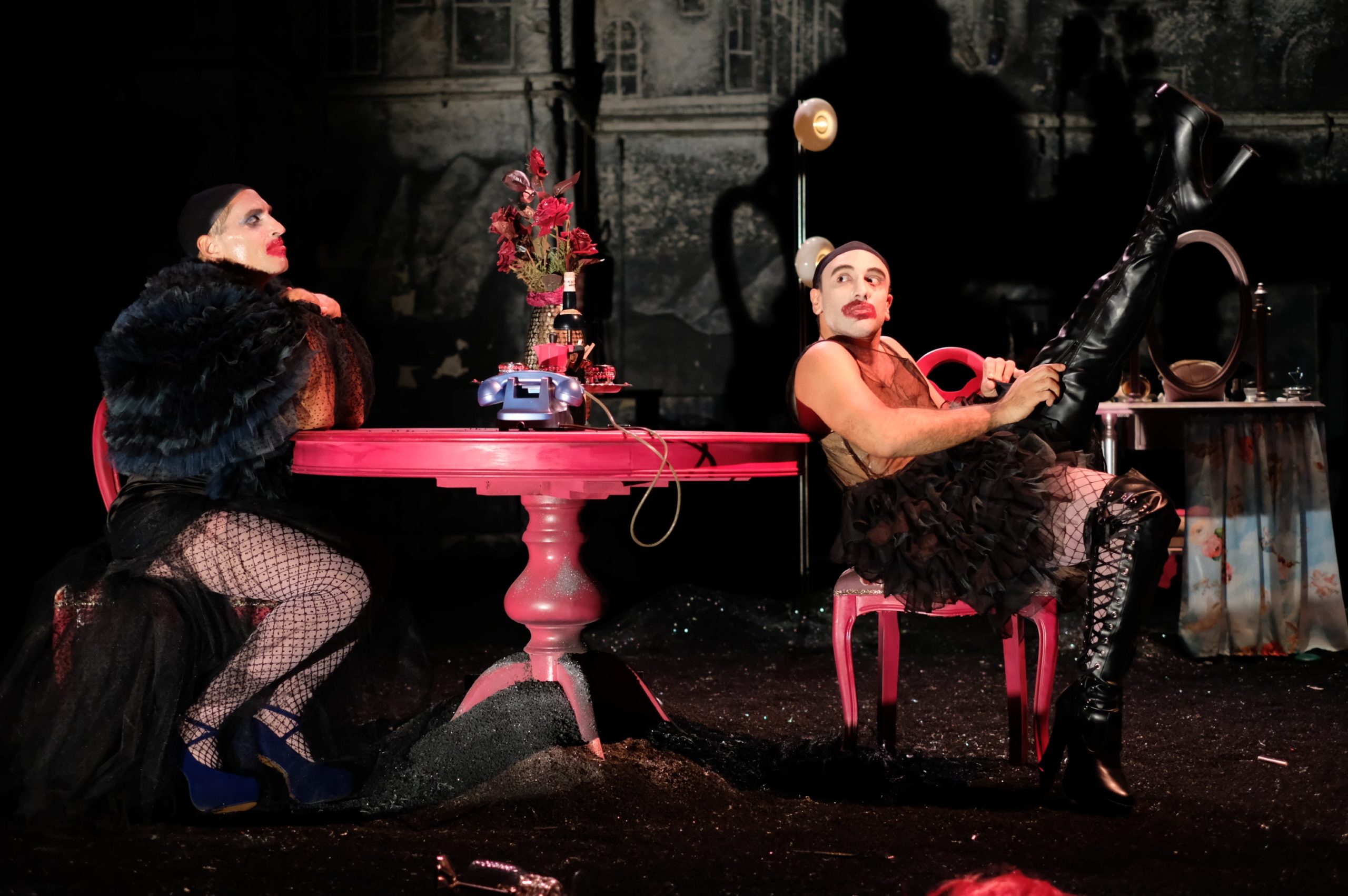 LE CINQUE ROSE DI JENNIFER Teatro Vascello